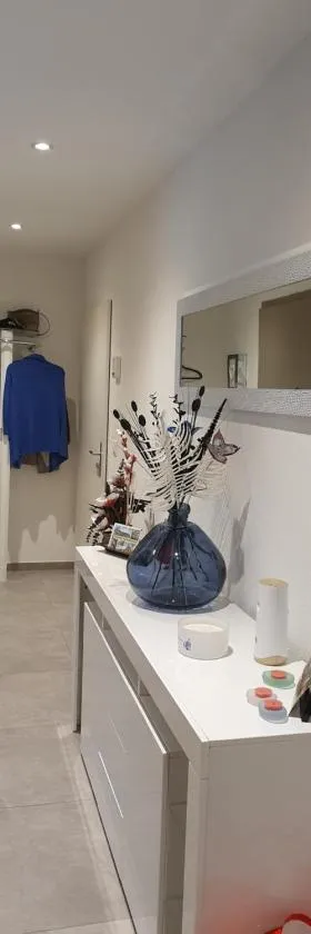 Chambre aux bord de l'Areuse，位于Areuse的酒店