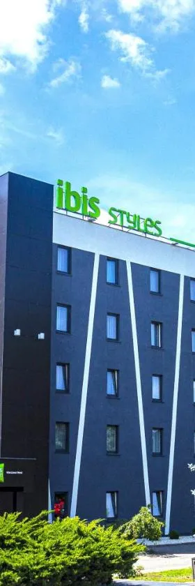 ibis Styles Warszawa West，位于Mory的酒店