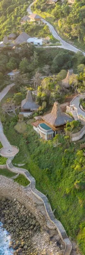 Lelewatu Resort Sumba，位于Watukarere的酒店