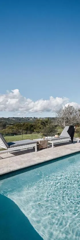 99 Acres Bangalow Retreat，位于班加洛的酒店