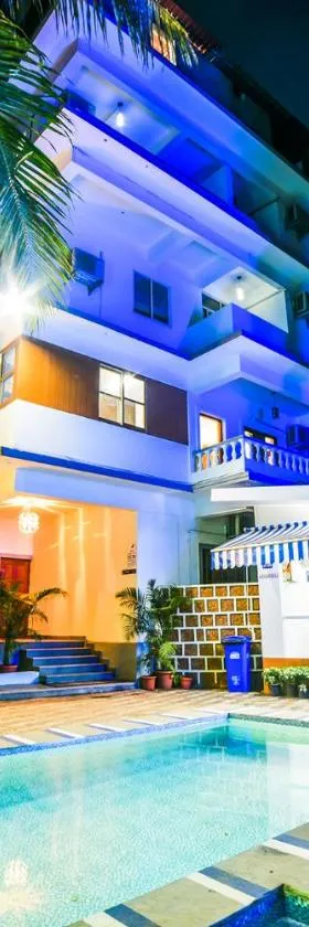 FabHotel K7 Trends With Pool, Calangute Beach，位于卡兰古特的酒店