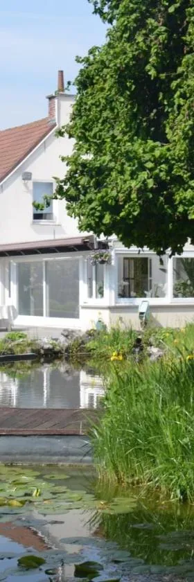 JARDIN DU MARAIS，位于Froyennes的酒店
