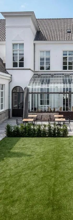 Bed & Breakfast Jezuietenplein 21，位于奥德纳尔德的酒店