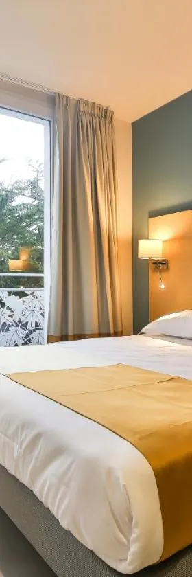 Vent d'Eden Park Hôtel，位于圣伊莱尔德里耶的酒店