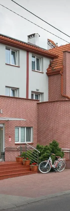 卡匹托尔酒店，位于比亚瓦波德拉斯卡的酒店