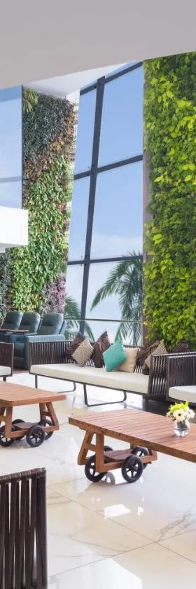 Regenta Central Hotel & Convention Centre Nagpur，位于那格浦尔的酒店