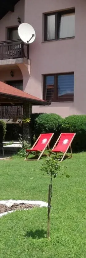 Apartments Dedic，位于Dubrave Gornje的酒店