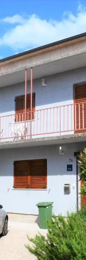 Apartments Adriana，位于斯里马的酒店
