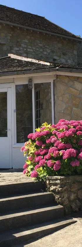 Maison en bord de seine，位于Boissise-le-Roi的酒店