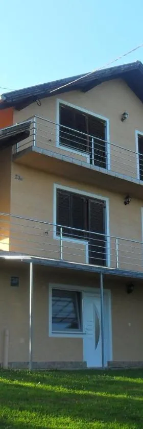 Studio apartman Trdina，位于Topusko的酒店