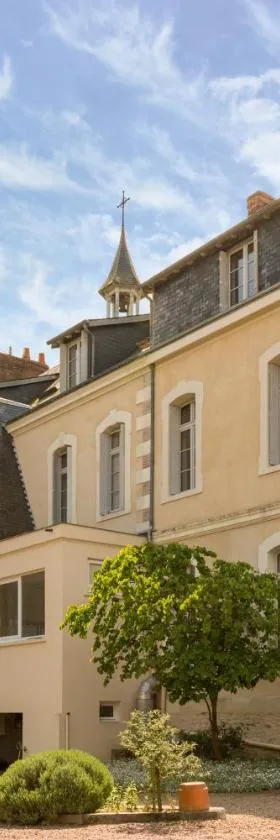 Hôtel Le Haut des Lys，位于维朗德里的酒店