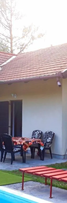 Csillag-lak Balatonföldvár，位于巴拉顿城堡的酒店
