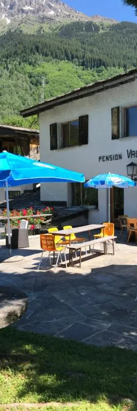 Hotel Val d`Arca，位于Stampa的酒店