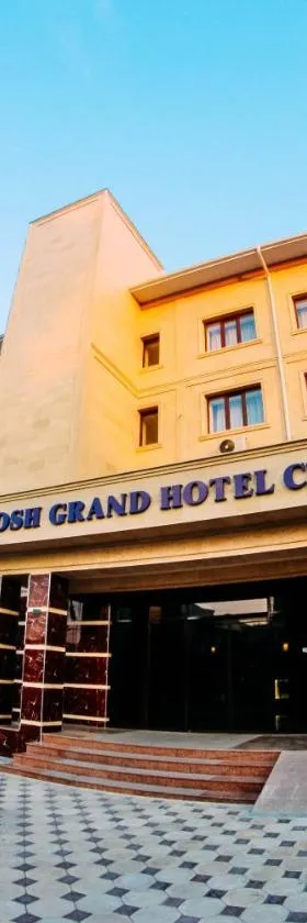 Osh Grand Hotel Chavo，位于奥什的酒店