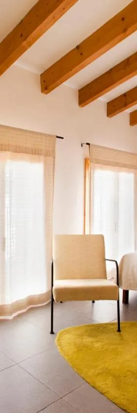 L'Host Boutique Rooms，位于波连斯萨的酒店