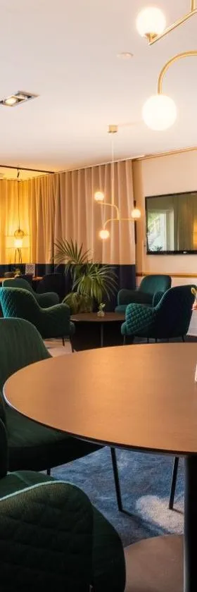 Home Hotel Fregatten，位于瓦尔贝里的酒店