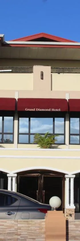 Grand Diamond Hotel Trinidad，位于Piarco的酒店