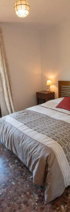 Casa El Chorro con magníficas vistas，位于埃尔乔罗的酒店