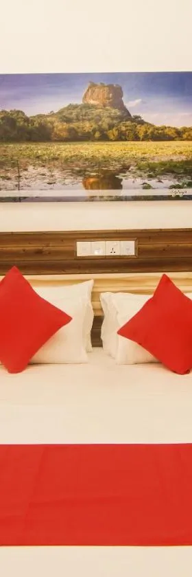 Clove Transit Hotel，位于Kotugoda的酒店