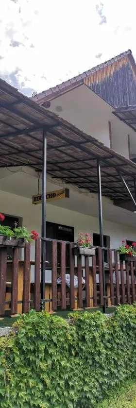 Két Diófa Vendégház，位于上塔尔卡尼的酒店