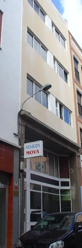 Pension Mova，位于圣克鲁斯-德特内里费的酒店