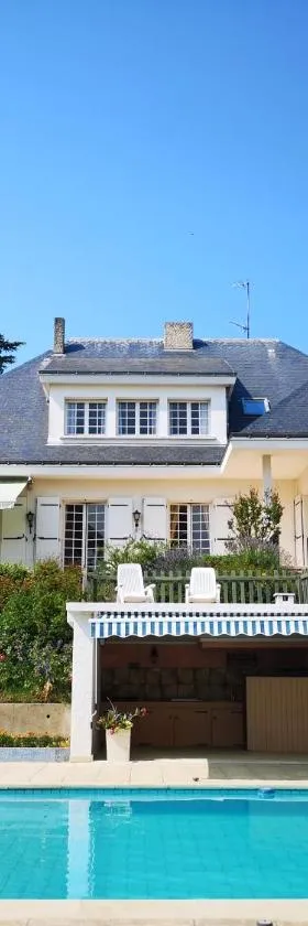 Bellevue，位于Châteauneuf-de-Galaure的酒店