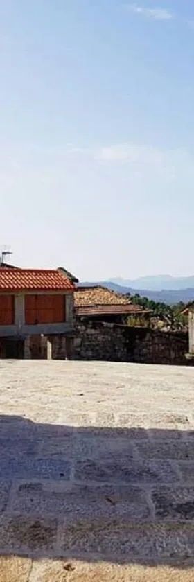 CASA DO SANTO，位于洛维奥斯的酒店