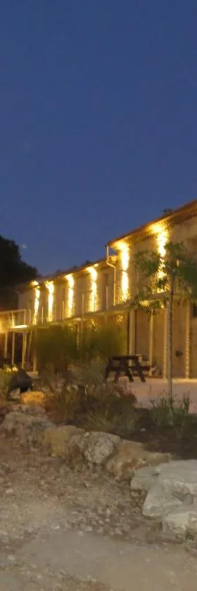 Domaine de Christin Studios-Hôtel，位于Junas的酒店