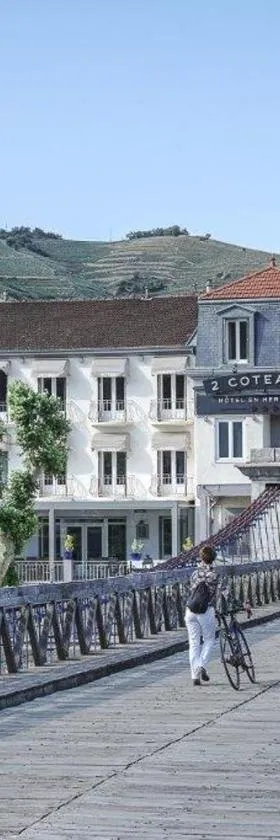 Hôtel Les Deux Coteaux，位于坦耶尔米塔格的酒店