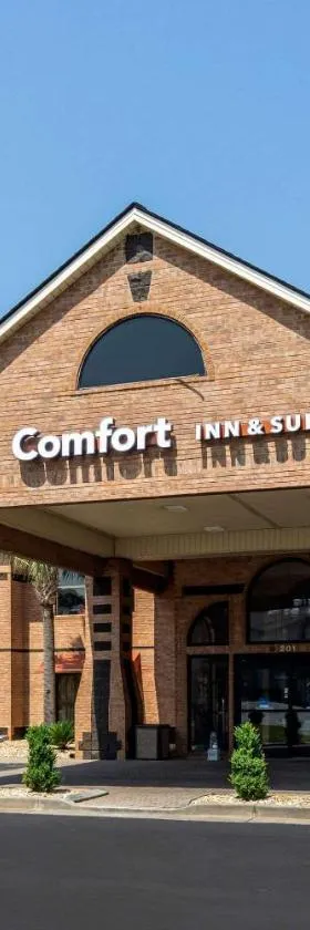 Comfort Inn & Suites Perry National Fairgrounds Area，位于佩里的酒店