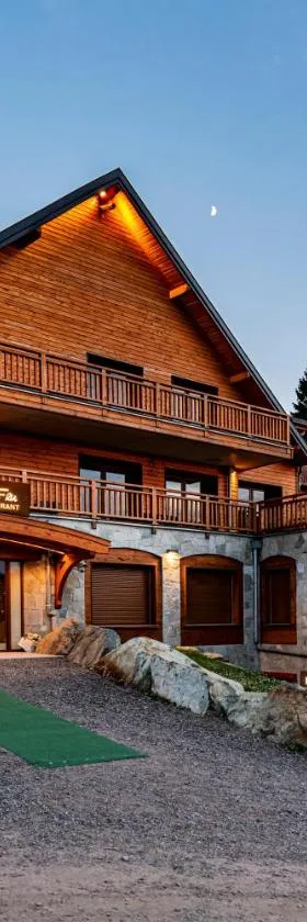 Hotel Restaurant Mont Champ du Feu，位于贝尔蒙特的酒店