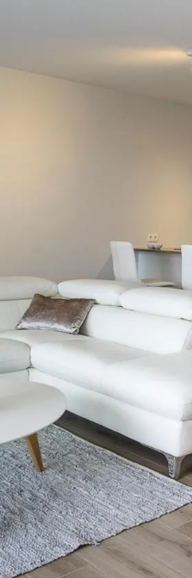 Design appartement Zeelaan Koksijde，位于科克赛德的酒店