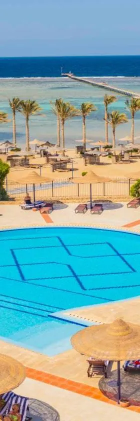 Blend Elphistone Resort Marsa Alam，位于阿布达巴的酒店