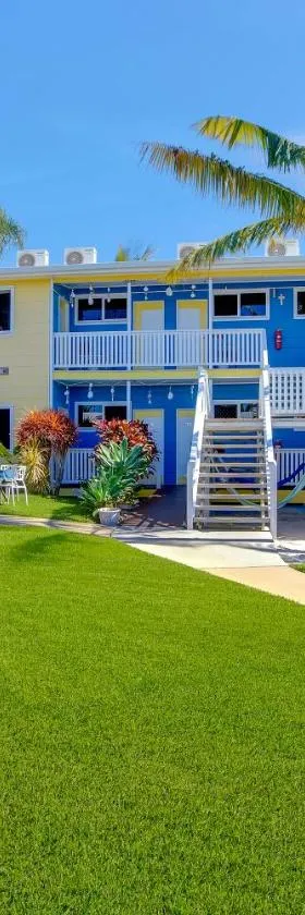 Coral Inn Boutique Resort，位于耶蓬的酒店