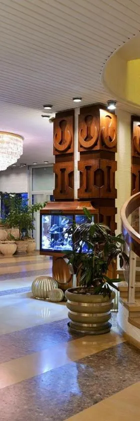 马达加斯加卡尔顿酒店，位于塔那那利佛的酒店