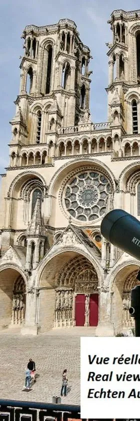 Logis du Parvis ***Face Cathédrale/in front of the Cathedral***，位于拉昂的酒店