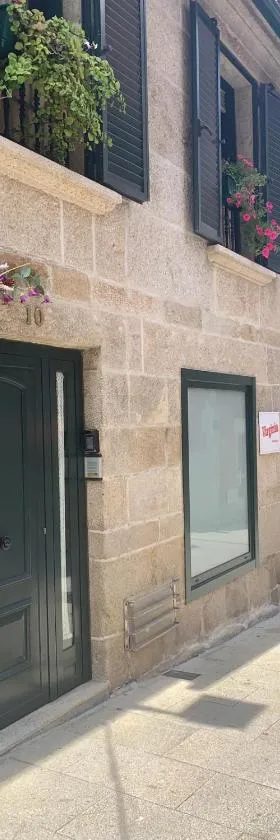 Virginia Redondela，位于雷东德拉的酒店