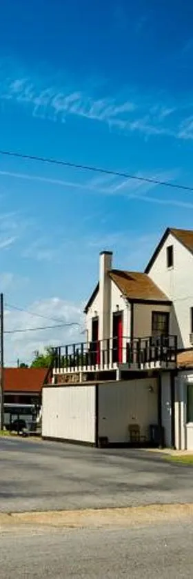 Coach House Inn，位于Edenton的酒店