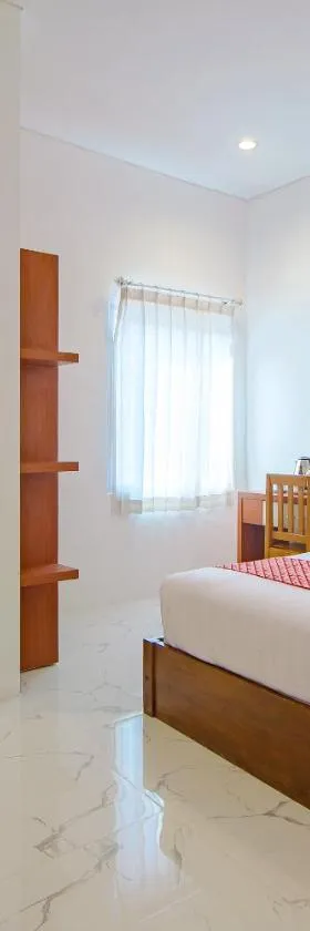Super OYO 13I9 88 Exclusive Guesthouse，位于日惹的酒店