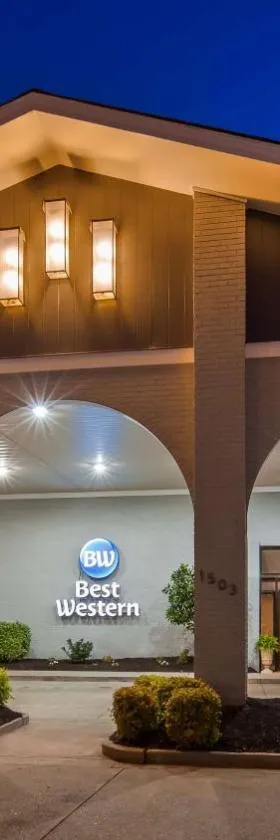 大学贝斯特韦斯特酒店，位于穆雷的酒店
