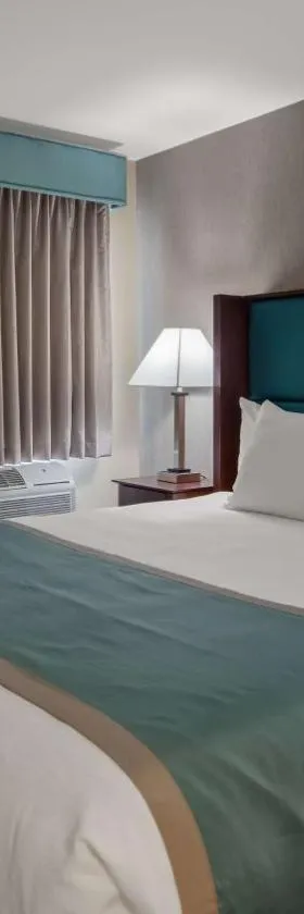 Best Western Hampshire Inn & Suites，位于锡布鲁克的酒店