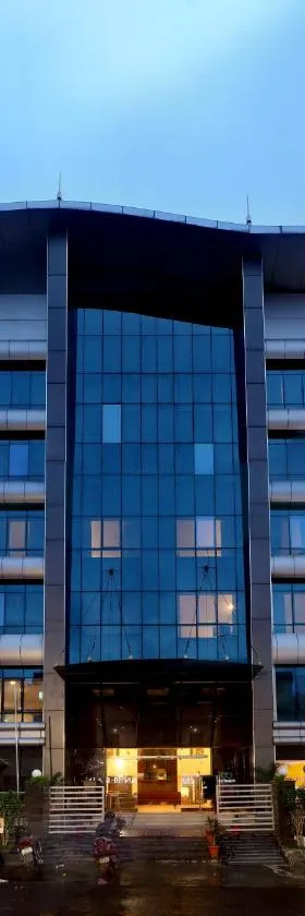 Incredible One Hotel，位于Secunderabad的酒店