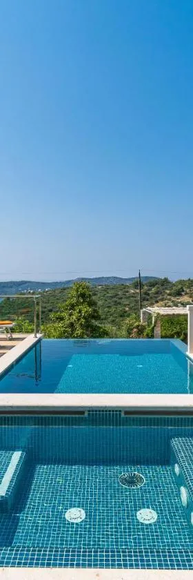 Villa La Vagabonda，位于奥拉萨奇的酒店