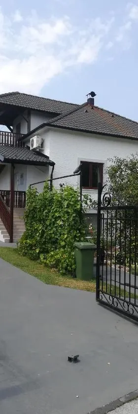 Holiday Home，位于Velika Mlaka的酒店