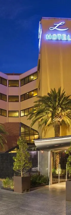 Lakes Hotel，位于阿德莱德的酒店