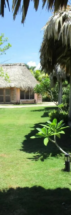 Cerros Beach Inn，位于科罗萨尔的酒店