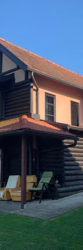 Vila Pajo，位于瓦拉日丁托普利采的酒店