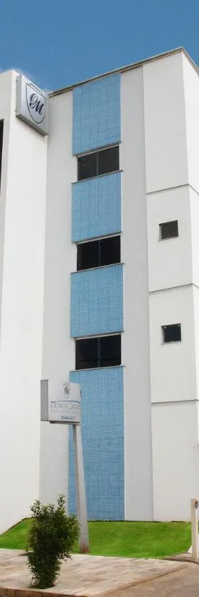 蒙特卡斯特罗行政酒店，位于阿拉瓜里的酒店