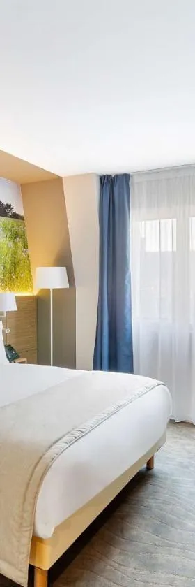 Best Western Le Beffroi，位于Loos的酒店