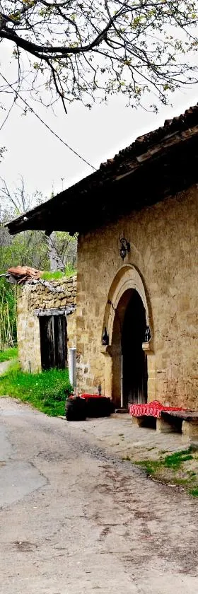 "Pivnica i smestaj Jovanovic"- Rogljevacke pivnice，位于Rogljevo的酒店